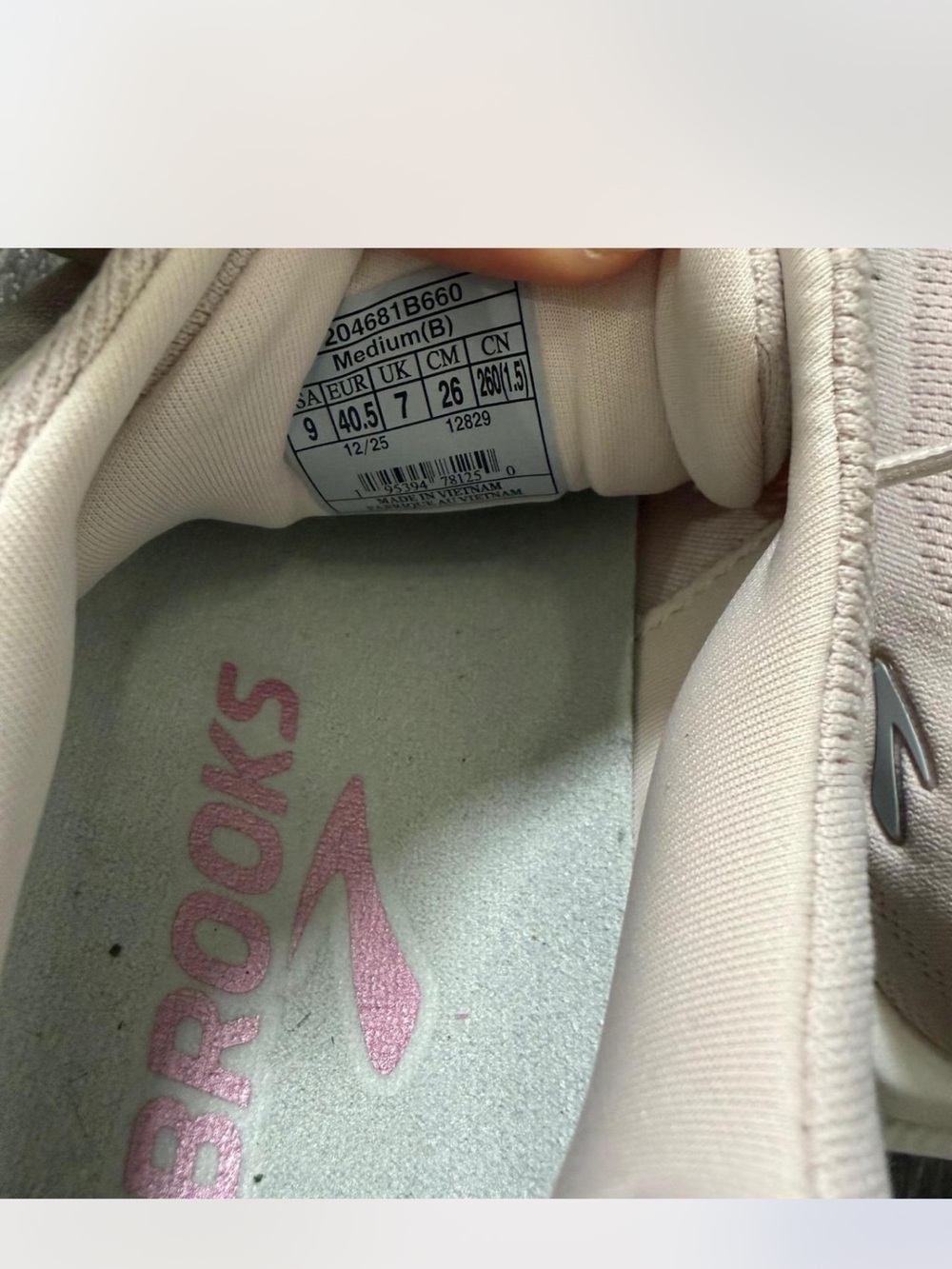 Brooks Women's Light Pink Running Shoes with Mint and Lavender Accents - Picture 6 of 7